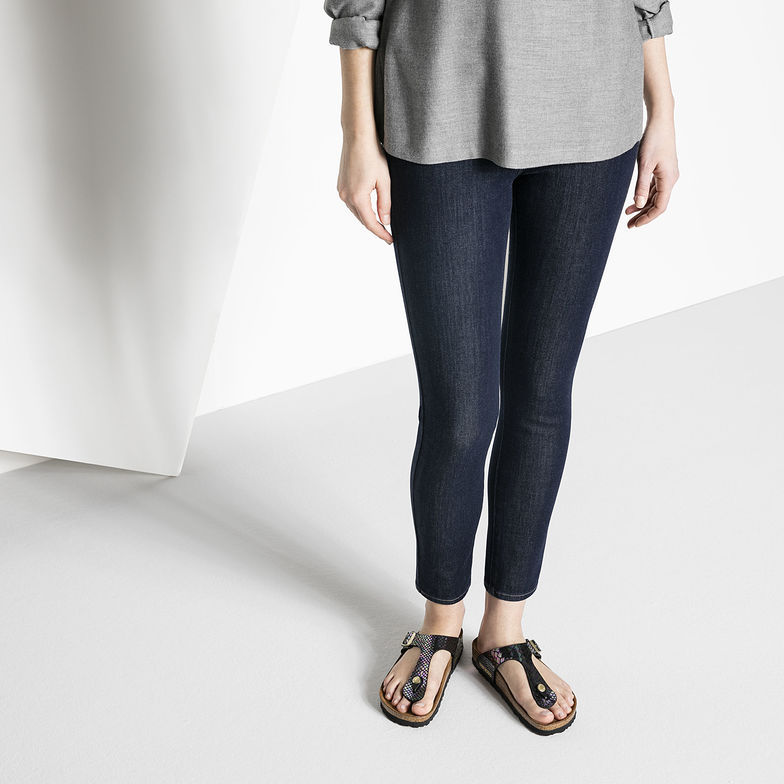 Birkenstock Gizeh Black Shiny Snake Sandals | Multicolor | Top Quality Birkenstock Gizeh Black Shiny Snake Sandals | Multicolor | Top Quality