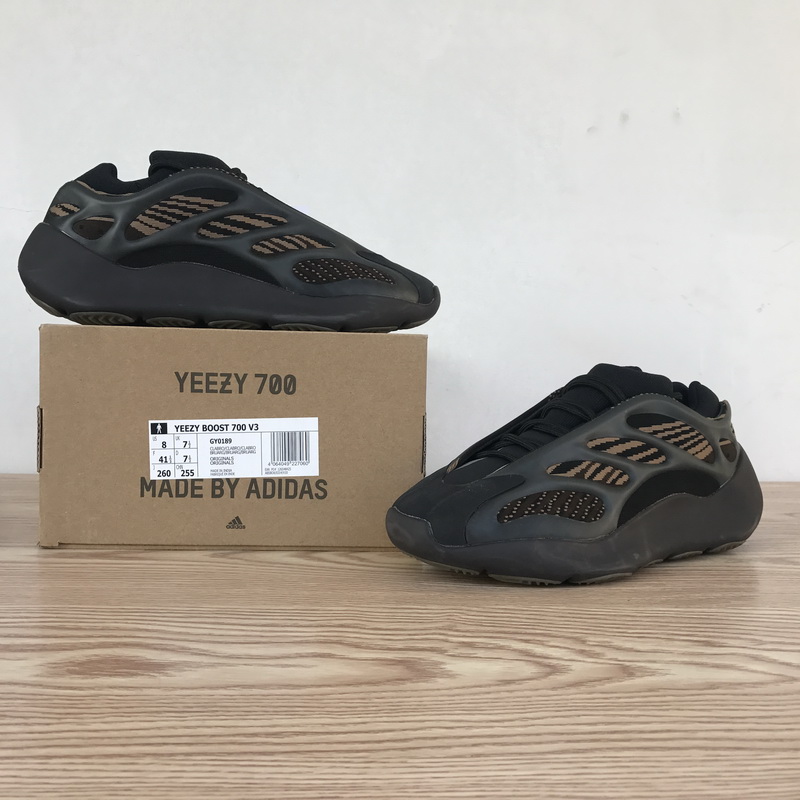 Adidas Yeezy 700 V3 'Clay Brown' GY0189 - Premium Sneaker Release Adidas Yeezy 700 V3 'Clay Brown' GY0189 - Premium Sneaker Release