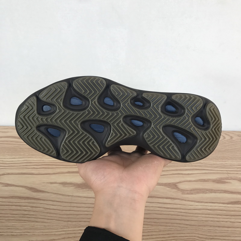 Adidas Yeezy 700 V3 'Clay Brown' GY0189 - Premium Sneaker Release Adidas Yeezy 700 V3 'Clay Brown' GY0189 - Premium Sneaker Release