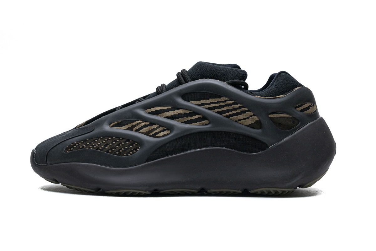 Adidas Yeezy 700 V3 'Clay Brown' GY0189 - Premium Sneaker Release Adidas Yeezy 700 V3 'Clay Brown' GY0189 - Premium Sneaker Release