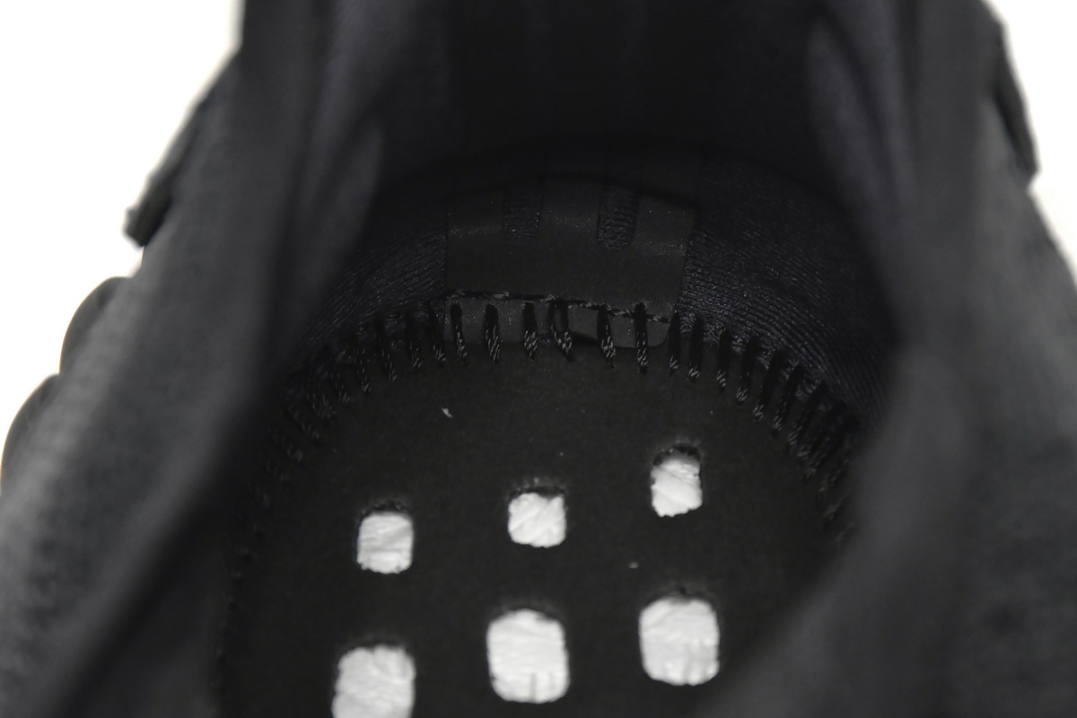 Adidas Yeezy Boost 350 V2 'Onyx' | HQ4540 | Authentic Sneakers Adidas Yeezy Boost 350 V2 'Onyx' | HQ4540 | Authentic Sneakers