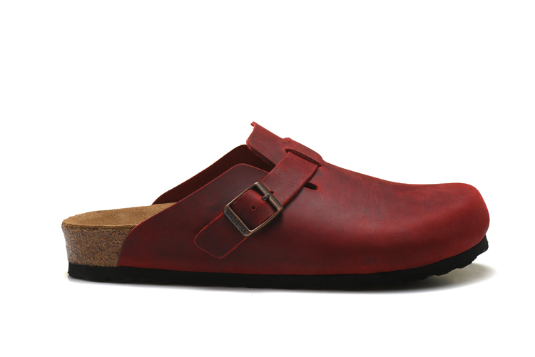 Birkenstock Boston Burgundy Soft Footbed Clogs-The Perfect Blend of Style and Comfort Birkenstock Boston Burgundy Soft Footbed Clogs-The Perfect Blend of Style and Comfort
