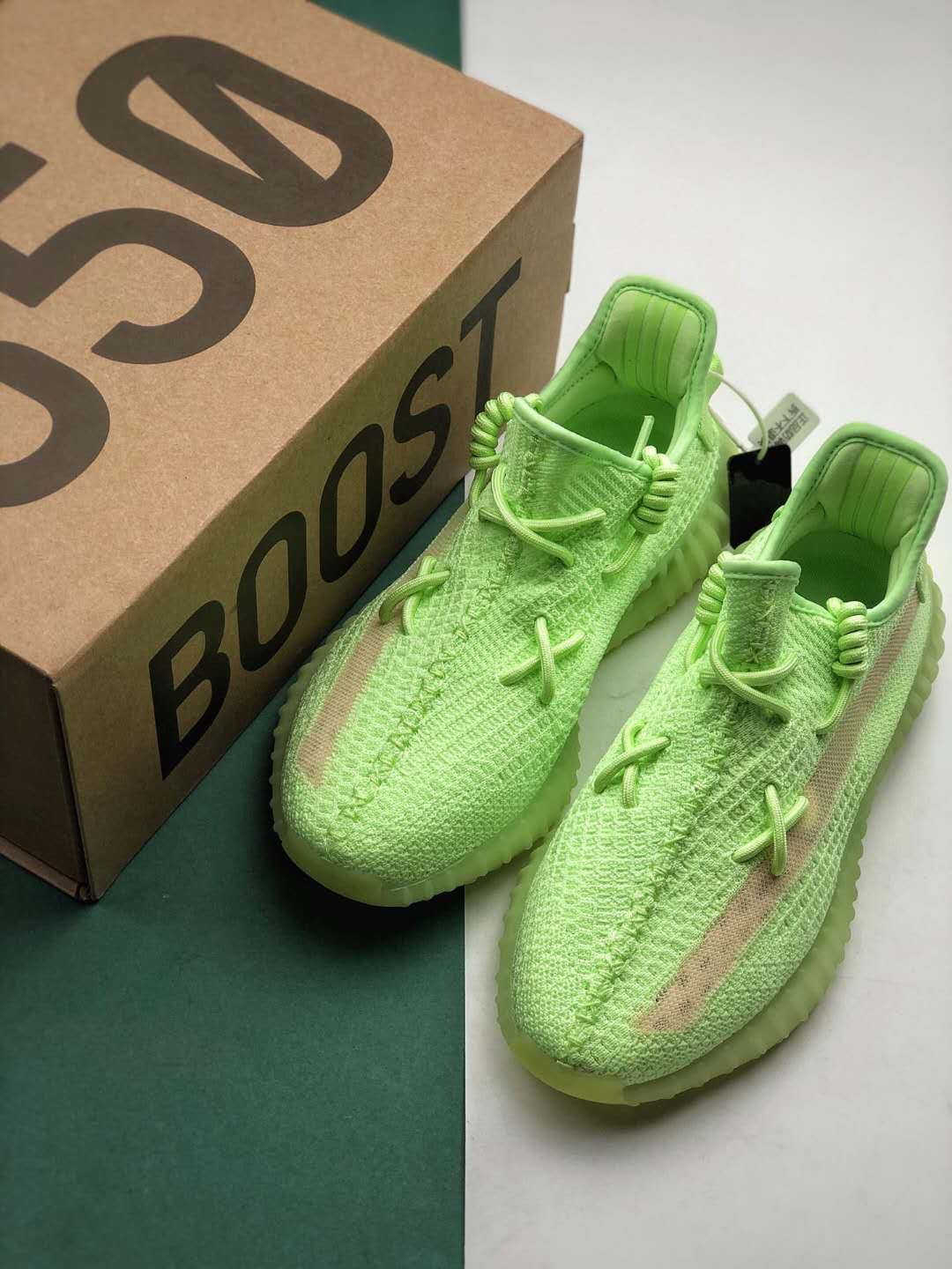 Adidas Yeezy Boost 350 V2 Glow EG5293 - Exclusive Glow-in-the-Dark Sneakers Adidas Yeezy Boost 350 V2 Glow EG5293 - Exclusive Glow-in-the-Dark Sneakers