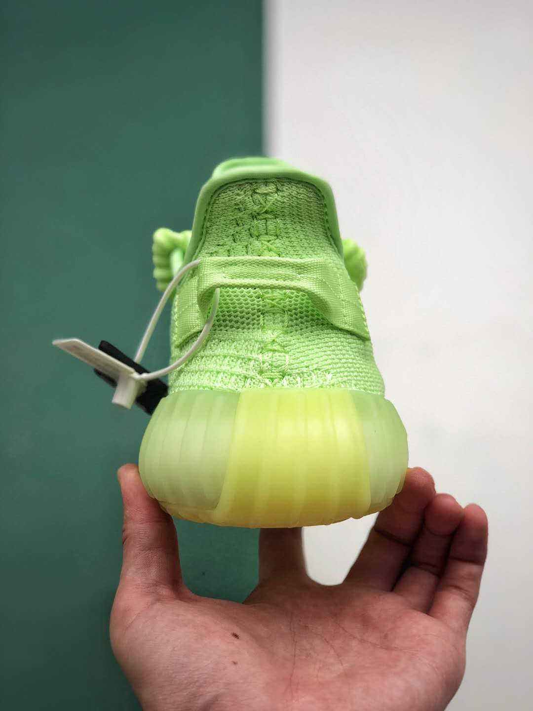 Adidas Yeezy Boost 350 V2 Glow EG5293 - Exclusive Glow-in-the-Dark Sneakers Adidas Yeezy Boost 350 V2 Glow EG5293 - Exclusive Glow-in-the-Dark Sneakers